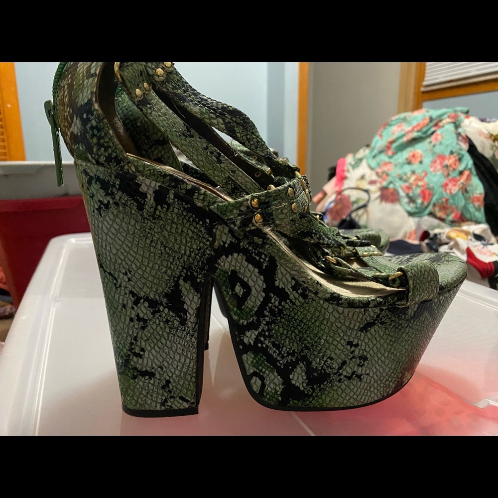 Michael Antonio wedges